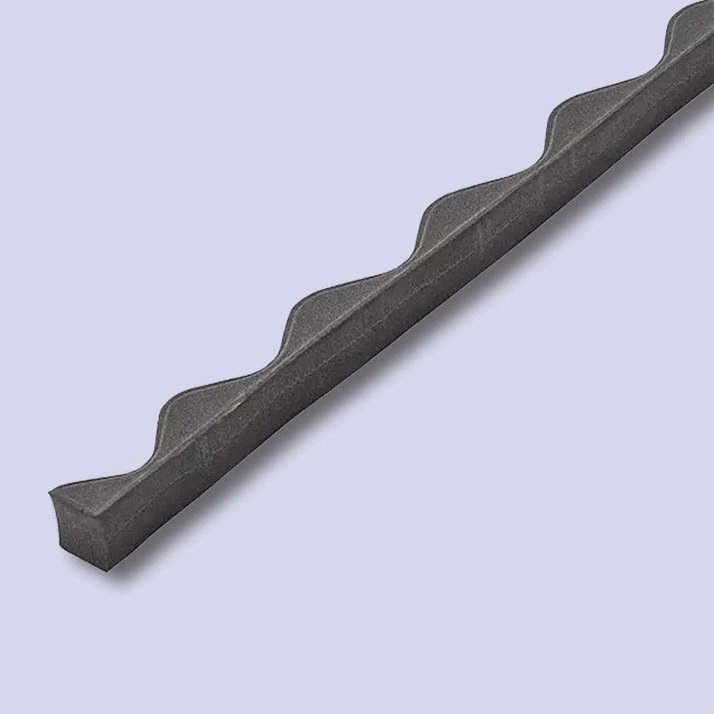 Ariel Eaves Filler 3in Profile